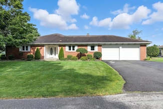 615 Sunset Rd, Saint Marys, PA 15857