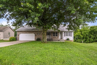 110 Farrar Dr, Aurora, IN 47001