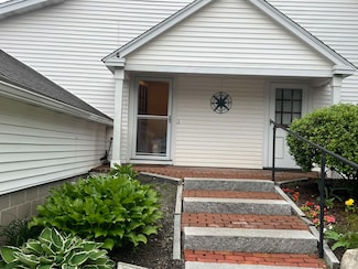 135 Amherst St Unit 14, Amherst, NH 03031