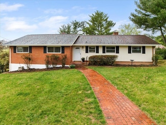 3303 Ledgewood Ave, Roanoke, VA 24018