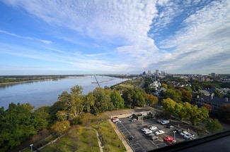 655 S Riverside Dr Unit 1103, Memphis, TN 38103