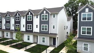 3938 Winterfield Place, Charlotte, NC 28205
