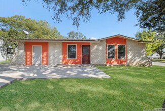 2402 Crest Ln, San Antonio, TX 78219