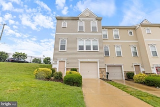 400 Woodcrest Dr SE, Washington, DC 20032