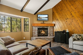 28944 Lassen Dr, Lake Arrowhead, CA 92352