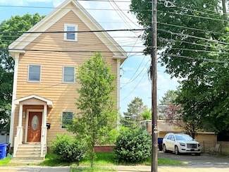 563 Lynn St, Malden, MA 02148
