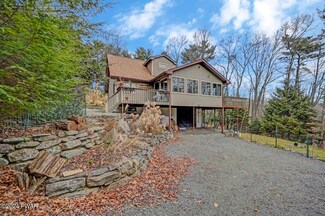 103 Stone Ledge Dr, Lakeville, PA 18438