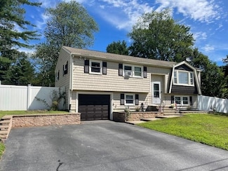 17 Dyer Ave, Salem, NH 03079