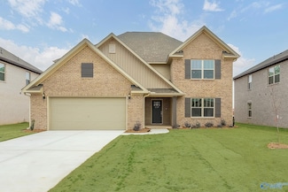 109 Huffman St, Hazel Green, AL 35750