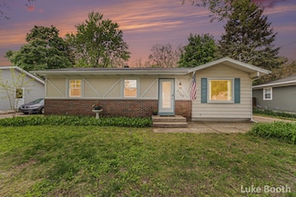 4549 Valleyridge Ave SW, Wyoming, MI 49519