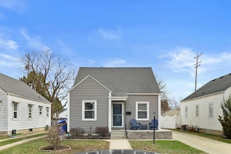 7315 33rd Ave, Kenosha, WI 53142