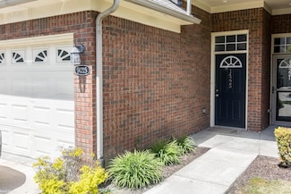 14225 Shadywood Dr, Sterling Heights, MI 48312