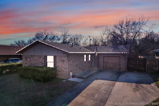 136 Birch Dr, Mannford, OK 74044