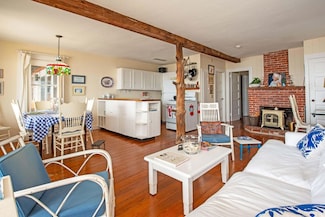 535 Commercial St Unit U8, Provincetown, MA 02657