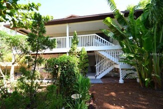 196 70th Ave N, Saint Petersburg, FL 33702