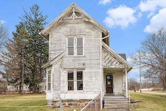 611 N Clinton St, Albion, MI 49224