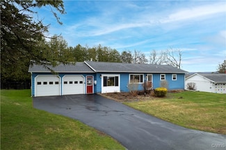 5 Sequoia Ave, Whitesboro, NY 13492