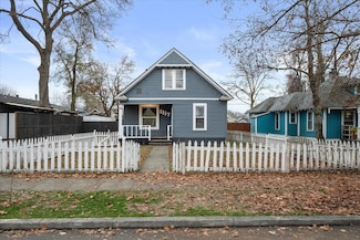 1117 W Grace Ave, Spokane, WA 99205