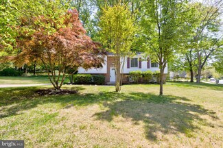 10409 Meadowridge Ln, Bowie, MD 20721