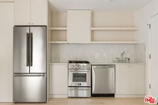 2302 S Carmelina Ave Unit 3, Los Angeles, CA 90064