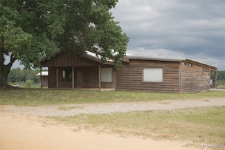 2044 Williamson Rd, Luverne, AL 36049