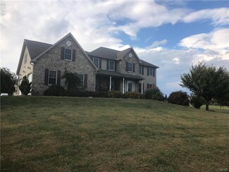 1031 Mill Rd, Pen Argyl, PA 18072