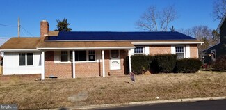 17 Lake Ave, Salem, NJ 08079