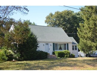 12 Claude Rd, Chelmsford, MA 01824