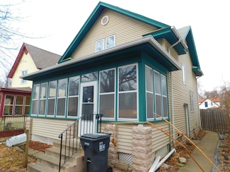 1067 Fremont Ave, Saint Paul, MN 55106