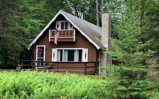 129 Mahoning Dr, Pocono Lake, PA 18347