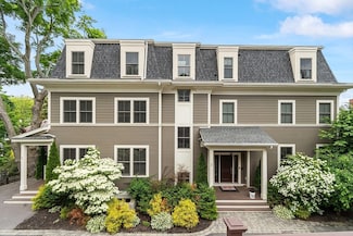 33 Winthrop Rd Unit 1, Brookline, MA 02445