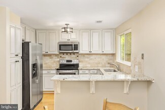 11729 Summerchase Cir Unit 1729C, Reston, VA 20194