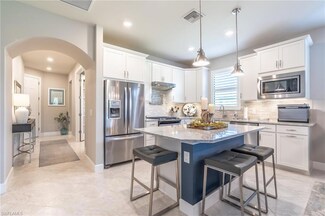 7770 Jacaranda Ln, Naples, FL 34114