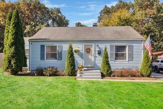 94 Webber St, Springfield, MA 01108