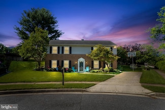 5 Harlow Ct, Cockeysville, MD 21030