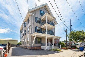 436-438 Main St Unit 2, Stoneham, MA 02180