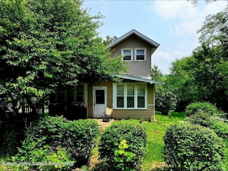 918 New York 144, Hannacroix, NY 12087