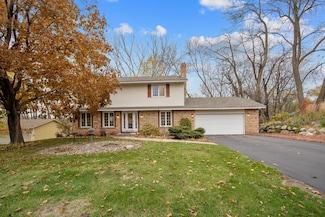 13204 Sheffield Curve, Hopkins, MN 55305