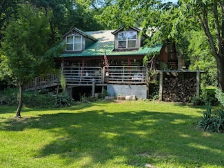678 Love Valley Rd, Silver Point, TN 38582