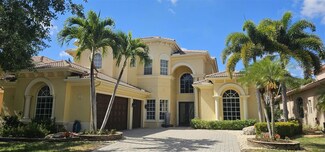 520 Edgebrook Ln, West Palm Beach, FL 33411