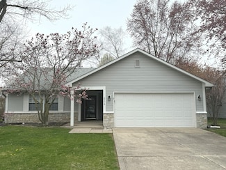6774 Cherry Laurel Ln, Fishers, IN 46038