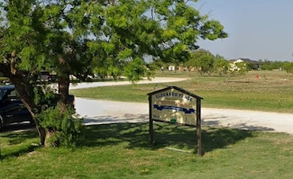 102 Eastfield Dr, Eldorado, TX 76936