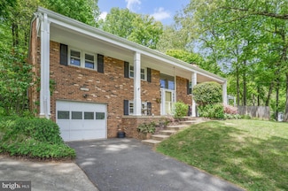 9316 Tovito Dr, Fairfax, VA 22031