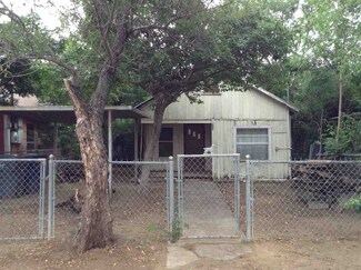 213 E San Pedro St, Laredo, TX 78041