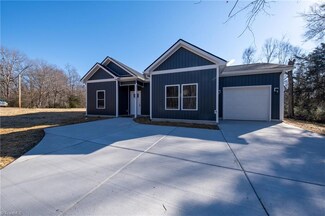 5092 Darr Rd, Trinity, NC 27370