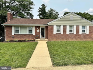 2010 Jameson St, Temple Hills, MD 20748
