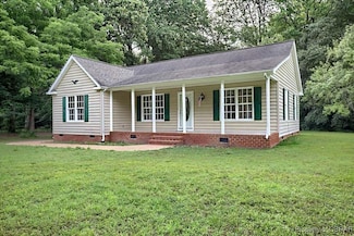 7411 Belroi Rd, Gloucester, VA 23061