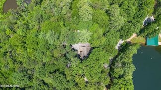 1730 Ridge Ct, Walland, TN 37886