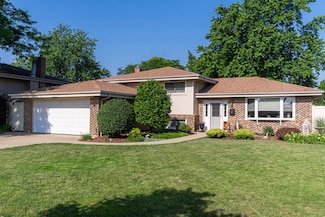 554 N Green Ridge St, Addison, IL 60101