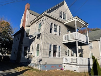 357 Blohm St, West Haven, CT 06516